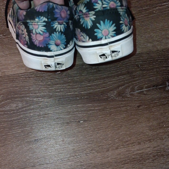 Vans Black Multicolor Floral Sneakers - Picture 3 of 9
